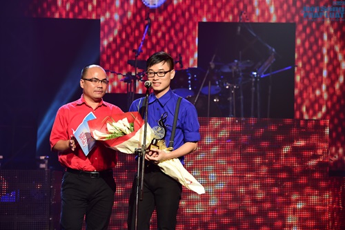 Trúc Nhân đoạt giải Bài hát Việt tháng 5